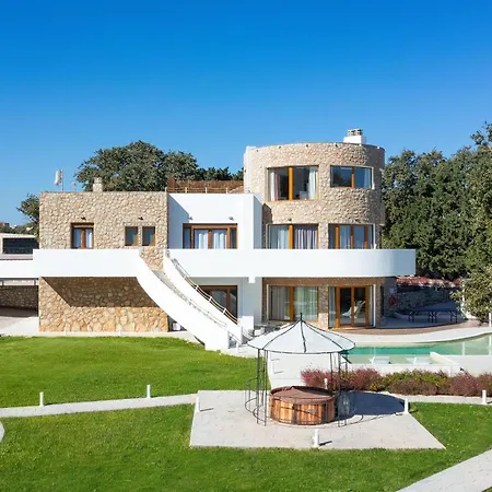 Hamilton Grand Vila Koskinou (Rhodes)