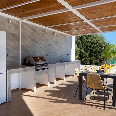 Hamilton Grand Vila Koskinou (Rhodes)