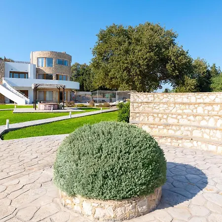 Hamilton Grand 别墅 *