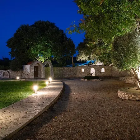 Hamilton Grand Вилла