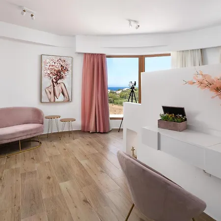 Hamilton Grand Вилла