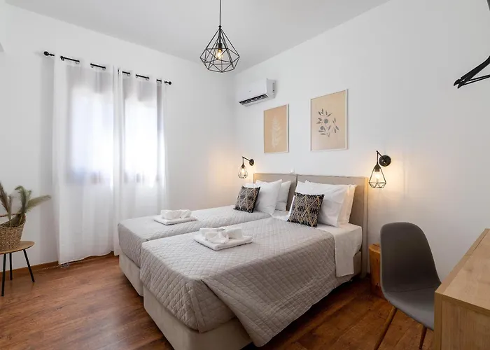 Hamilton Grand Villa