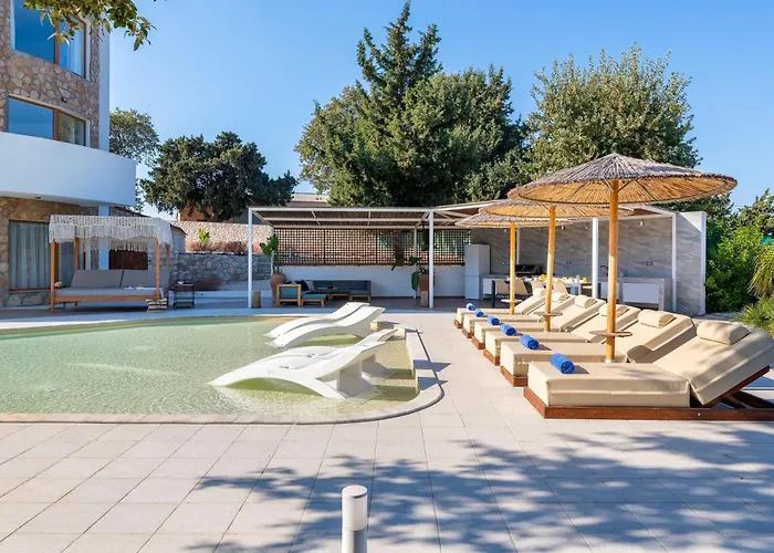 Hamilton Grand Villa