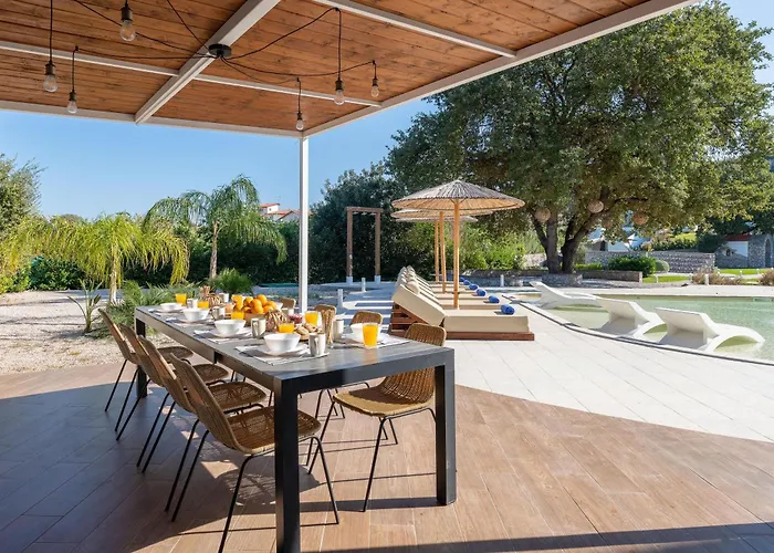 Villa Hamilton Grand *